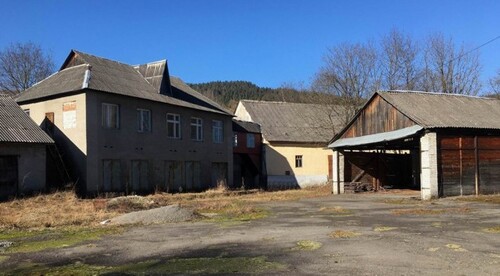 Bild 2 - 10 Zimmer Einfamilienhaus zum Kaufen in Nyzhni Vorota