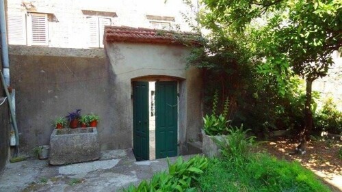 Bild 4 - Einfamilienhaus mit 250,00 m² in Montenegro zum Kaufen