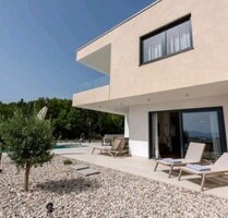 Haus mit zwei Wohnungen nahe Rijeka - Kostrena