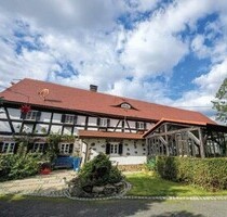Historisches Landgut - 695.000,00&nbsp;EUR Kaufpreis, ca.&nbsp; 230,00&nbsp;m&sup2;&nbsp;Wohnfl&auml;che in Lesna (PLZ: 59)