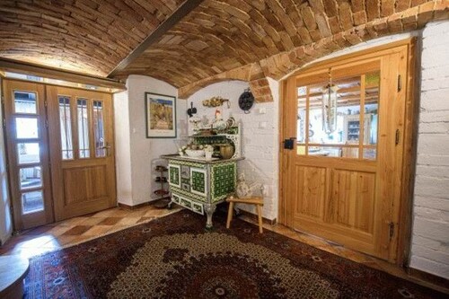 Bild 3 - 12 Zimmer Einfamilienhaus in Lesna