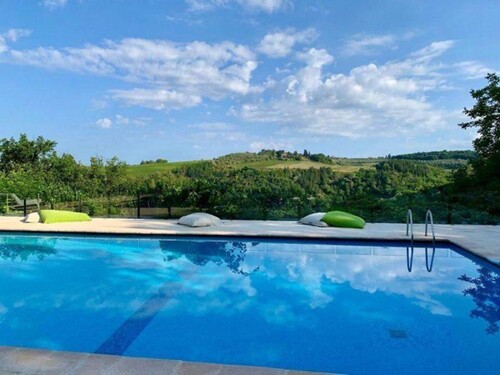 Bild 2 - 8 Zimmer Einfamilienhaus zum Kaufen in Greve in Chianti