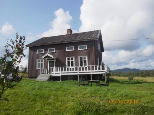 Bild 2 - 6 Zimmer Einfamilienhaus zum Kaufen in Åsele