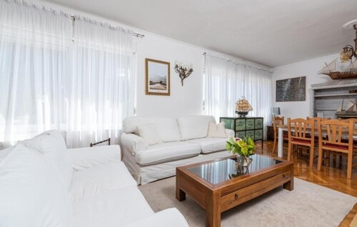 Bild 3 - 12 Zimmer Einfamilienhaus in Umag