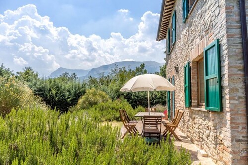 Bild 1 - Bauernhaus und Cottage mit Pool und Bergblick