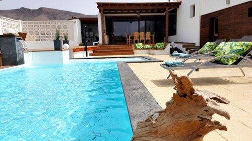 Bild 1 - Moderne hochwertige Traumvilla auf Fuerteventura