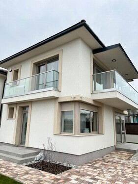 Bild 2 - 2 Zimmer Etagenwohnung zum Kaufen in Siófok- Szabadifürdő