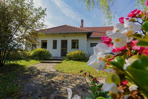 Bild 3 - 5 Zimmer Einfamilienhaus in Kecskemét