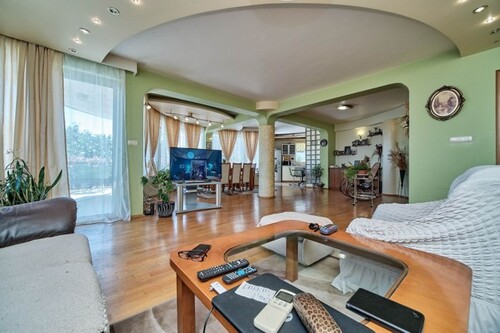 Bild 4 - Einfamilienhaus mit 800,00 m² in Varna zum Kaufen