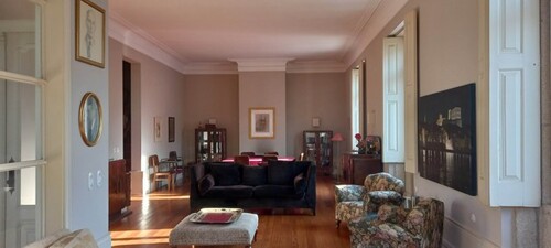 Bild 4 - Einfamilienhaus mit 350,00 m² in Matosinhos zum Kaufen