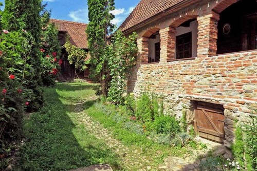 Bild 2 - 30 Zimmer Einfamilienhaus zum Kaufen in Vale