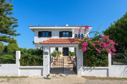 Bild 2 - 6 Zimmer Einfamilienhaus zum Kaufen in Rhodos