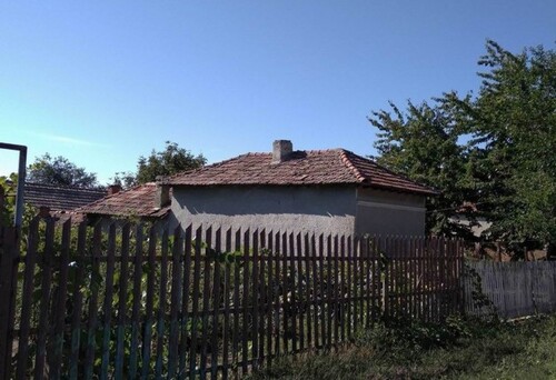 Bild 1 - Gutes Haus 39 km vom Meer in Region Dobrich