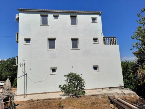 Bild 3 - 7 Zimmer Einfamilienhaus in Ston