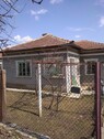 Bild 2 - 4 Zimmer Einfamilienhaus zum Kaufen in Pisarovo