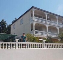 Haus am Meer als Sommerhaus oder Pension - Starigrad-Paklenica