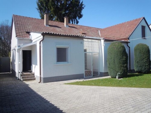 Bild 2 - 4 Zimmer Einfamilienhaus zum Kaufen in Kaposvár