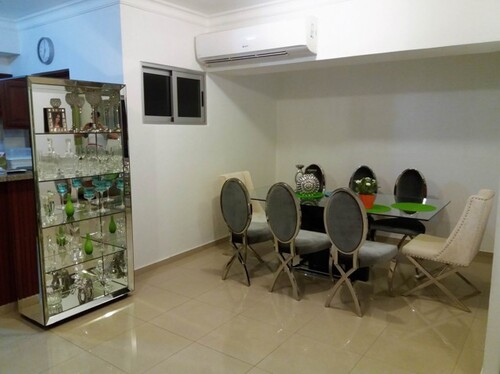 Bild 2 - 4 Zimmer Etagenwohnung zum Kaufen in Santo Domingo Este