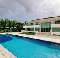 Grosse Villa direkt am Meer mit 4 Suiten bei Recife