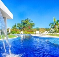 Grosse 1500 m2 Villa mit 5 Suiten in Lauro de Freitas