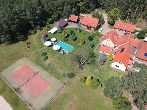 Bild 1 - Gastronomisches Objekt mit Hotelanlage