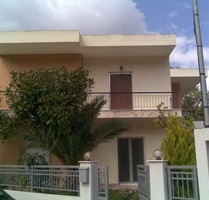 Vollständig renoviertes Mehrfamilienhaus in Evia - Neos Pirgos