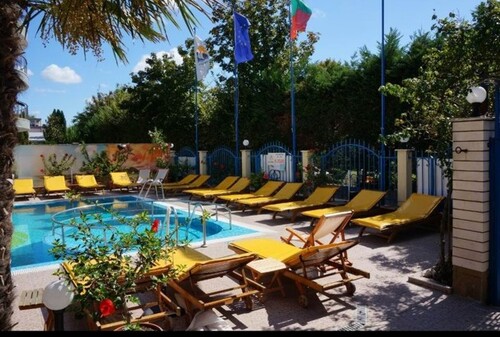 Bild 4 - Einfamilienhaus mit 1.670,00 m² in Sunny Beach zum Kaufen