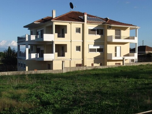 Bild 2 - 12 Zimmer Einfamilienhaus zum Kaufen in Preveza