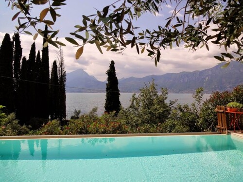 Bild 2 - 9 Zimmer Einfamilienhaus zum Kaufen in Pai di Torri del Benaco