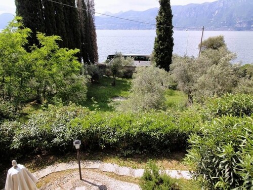 Bild 3 - 9 Zimmer Einfamilienhaus in Pai di Torri del Benaco