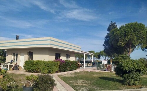 Bild 1 - Ferienhaus in Izmir Cesme - 268.000,00 EUR Kaufpreis, ca.  160,00 m² Wohnfläche