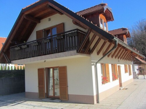 Bild 2 - 6 Zimmer Einfamilienhaus zum Kaufen in Rogaska Slatina