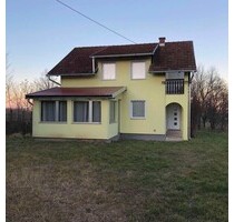 Einfamilienhaus mit Obstgarten - 60.000,00 EUR Kaufpreis, ca.  120,00 m² Wohnfläche in Bolfan (PLZ: 42230)