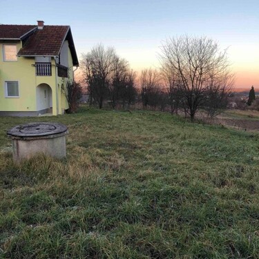 Bild 2 - 5 Zimmer Einfamilienhaus zum Kaufen in Bolfan