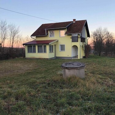 Bild 3 - 5 Zimmer Einfamilienhaus in Bolfan