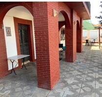 Schönes 3,5-Zimmer-Einfamilienhaus mit Pool und Garten - Mairena del Aljarafe