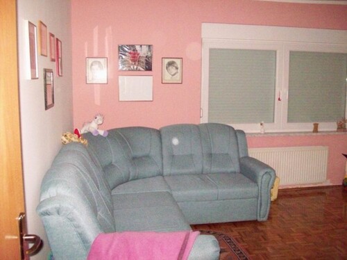 Bild 2 - 8 Zimmer Einfamilienhaus zum Kaufen in Ozalj
