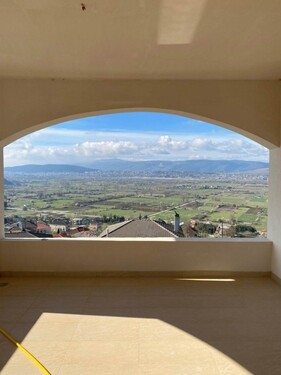 Bild 2 - 7 Zimmer Einfamilienhaus zum Kaufen in Ioannina