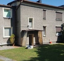 Doppelhaushälfte - 110.000,00 EUR Kaufpreis, ca.  120,00 m² Wohnfläche in Zbroslawice (PLZ: 42)