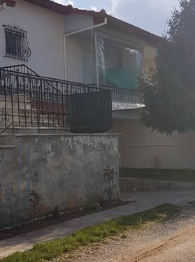 Bild 2 - 3 Zimmer Einfamilienhaus zum Kaufen in NAOUSA