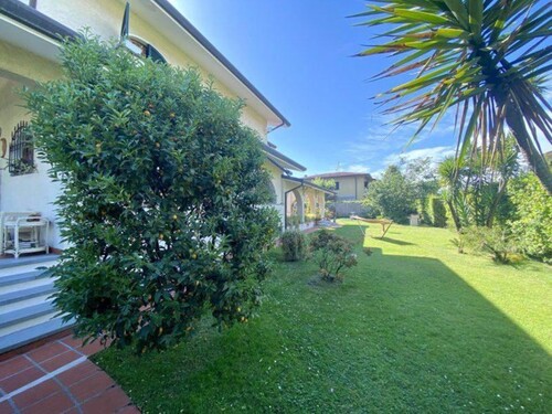 Bild 3 - 5 Zimmer Einfamilienhaus in Forte dei Marmi