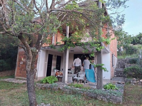 Bild 1 - Haus 100m2 Grundstück 270m2 Meer 1 km Montenegro