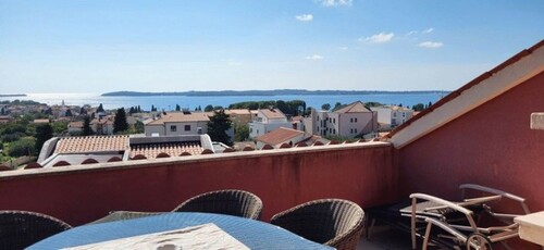 Bild 1 - FAZANA Haus mit 5 Apartments Meerblick und Pool