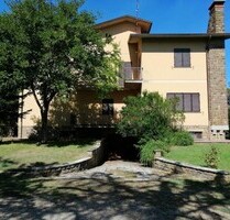 Villa 600qm - Garten knapp 22.000qm - Toskana - Monte San Savino