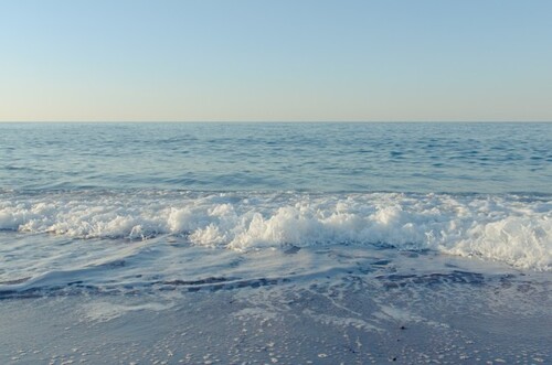 Bild 1 - Freistehendes top ausgestattete Haus mit Pool direkt am Meer
