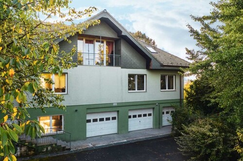Bild 2 - 7 Zimmer Zweifamilienhaus zum Kaufen in Kaposvar