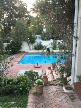 Bild 3 - 4 Zimmer Einfamilienhaus in Somerset West