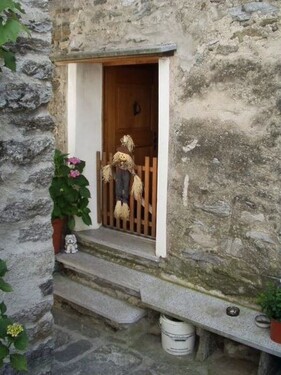 Bild 3 - 6 Zimmer Einfamilienhaus in Camedo (Borgnone)