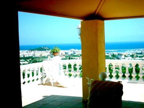 Bild 3 - 5 Zimmer Einfamilienhaus in Denia