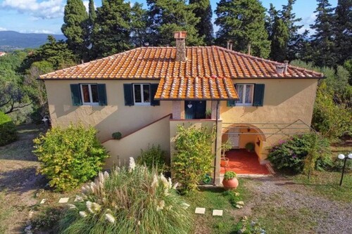 Bild 1 - Panorama-Anwesen in der Toskana mit Meerblick